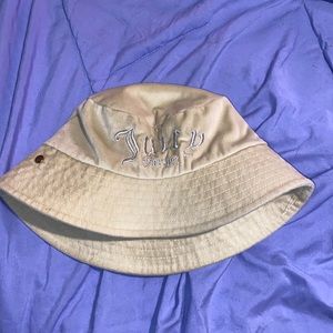 Forever 21 bucket hat one size